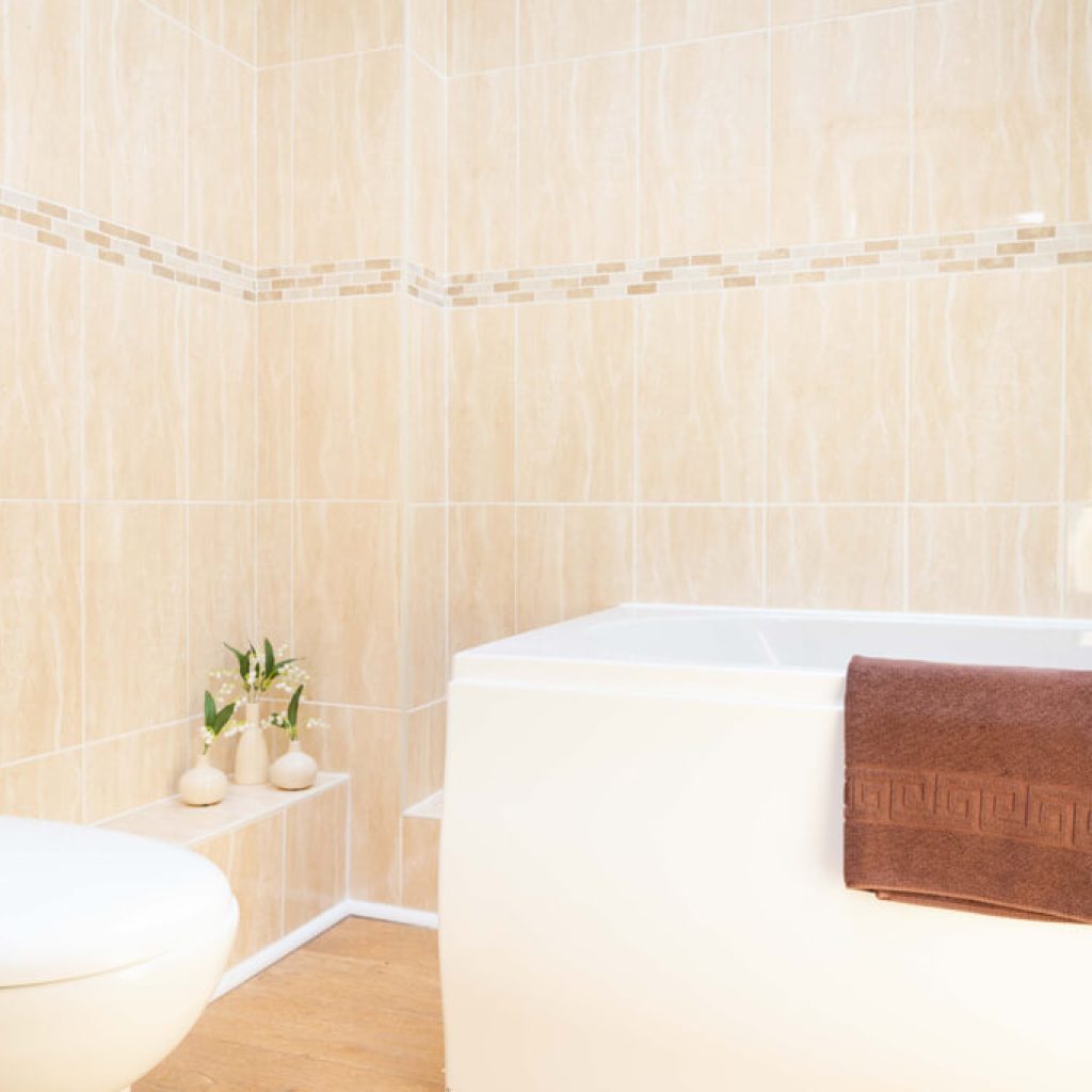 Oakcliff's Mews Cottage modern bathroom