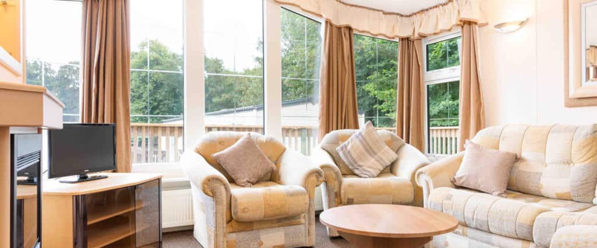 Oakcliff's Sycamore Caravan living room